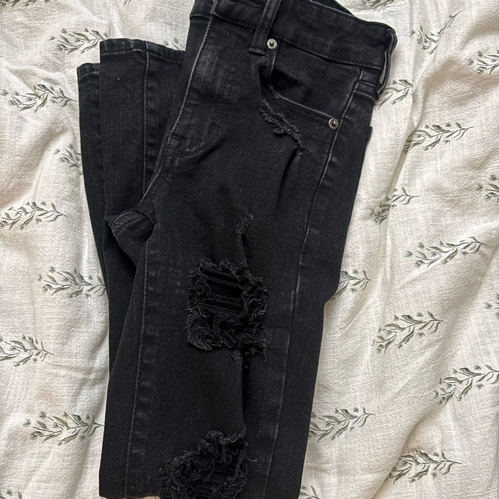 Aeropostale Black Distressed Skinny Jeans